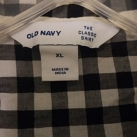 Two button down blouse - Picture 3 of 7